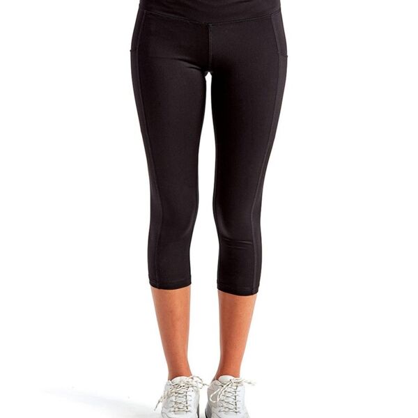 Women's Three-Quarter Performance Leggings Thumbnail